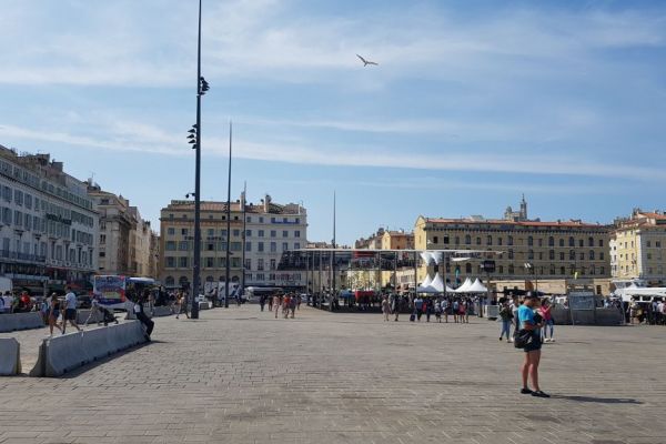 20170717-marseille-10B38B5871-E699-DBC0-FD6E-351BC08EAC58.jpg