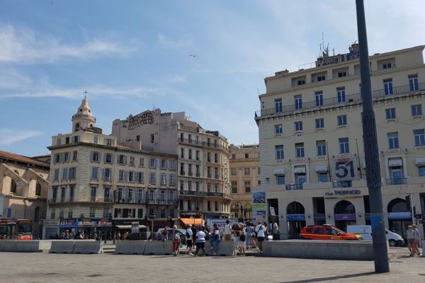 20170717-marseille-11913E1086-E3E2-5A1D-A1FE-81A2F833B2AC.jpg