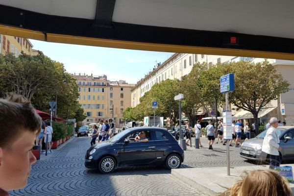 20170717-marseille-18B11C653A-5BCE-7626-8E7C-46731E14B3F8.jpg