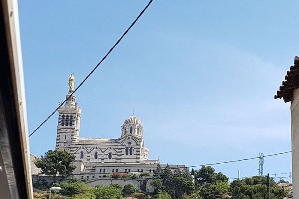 20170717-marseille-33F4E6AD49-D33D-E2F9-10C1-0FB97112EF7A.jpg