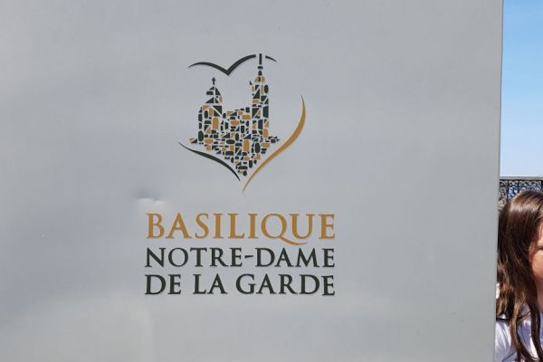 20170717-marseille-4521785ABA-F3AE-17E2-778B-2127BD2812A4.jpg