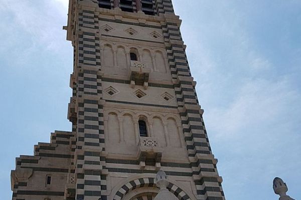 20170717-marseille-6141B13240-D18A-898C-9067-FDDFEEA103C6.jpg