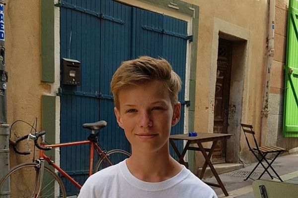 20170717-marseille-76BD6343E6-A4F1-DD58-3A95-10FB46643626.jpg