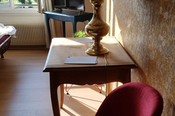 20190705-la-huchette-04B0F99593-8026-0609-C806-1C6B627B97B6.jpg