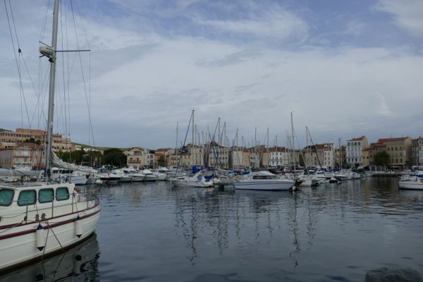 20190709-calanques-bei-cassis-01BE76188D-458F-8684-BD99-F22AB5F0B5FE.jpg