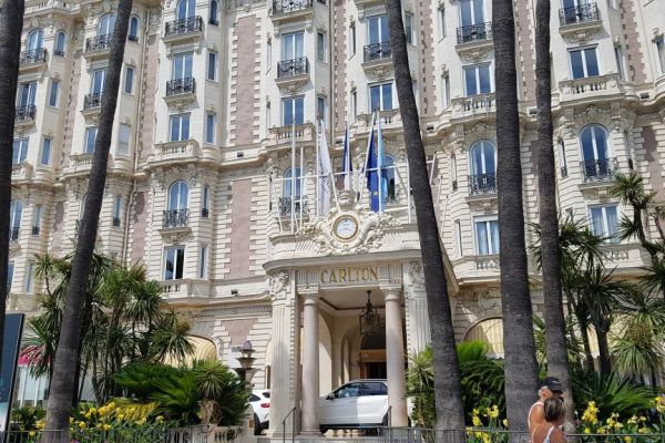 20190711c-cannes-03E1C6E90D-CD0C-9039-C69F-363E4308FCF9.jpg
