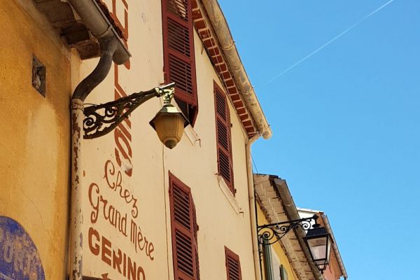 20190713-sanary-sur-mer-1630D1A3EC-5E76-174E-E78E-EE3376ABCAEC.jpg
