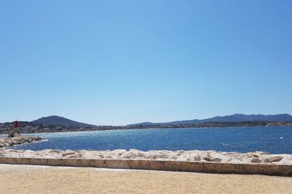 20190713-sanary-sur-mer-2718C94B5F-C051-C879-D6C3-C117D43CA3C5.jpg
