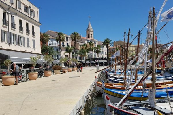 20190713-sanary-sur-mer-33DD65E3CB-587F-2125-4C56-773B34E7C2D9.jpg