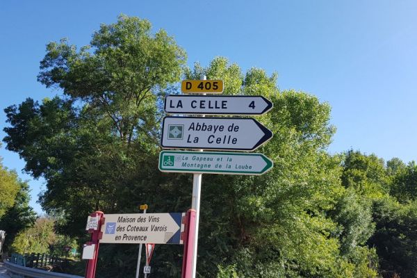 20190716-les-gorges-du-verdon-und-moustiers-sainte-marie-02B6B35691-A8ED-616B-810C-01BB11A2573A.jpg