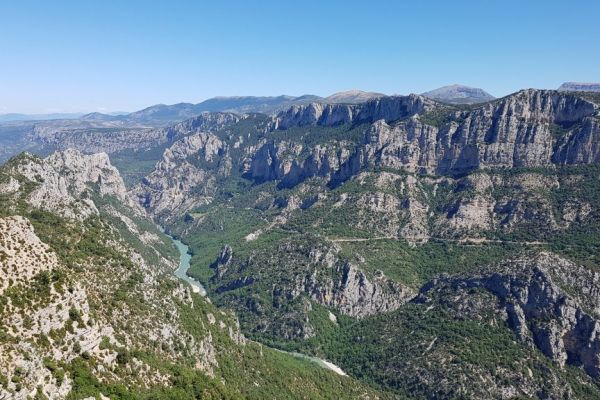 20190716-les-gorges-du-verdon-und-moustiers-sainte-marie-08CB84D42E-9635-99A2-706F-61BDE943BF58.jpg