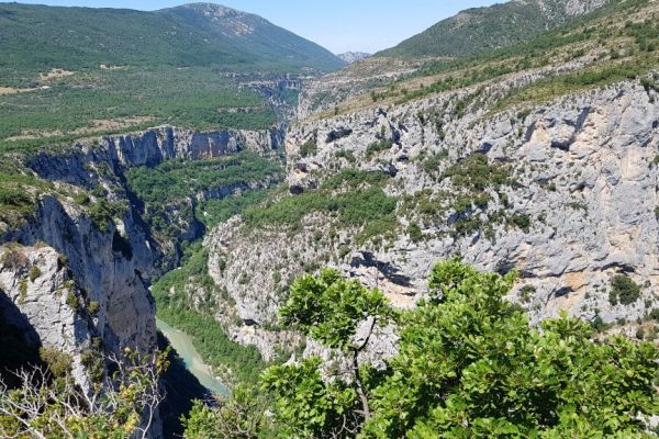 20190716-les-gorges-du-verdon-und-moustiers-sainte-marie-154C4F32EB-2612-A928-F246-5C67E6510E17.jpg