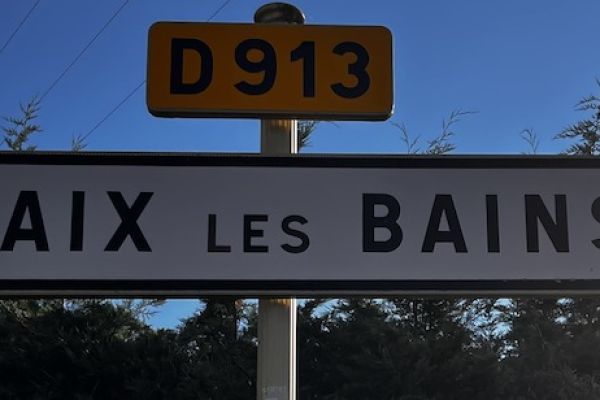ortsschild-von-aix-les-bains1FDEC141-B14F-F9AE-5587-B0E602412173.jpeg